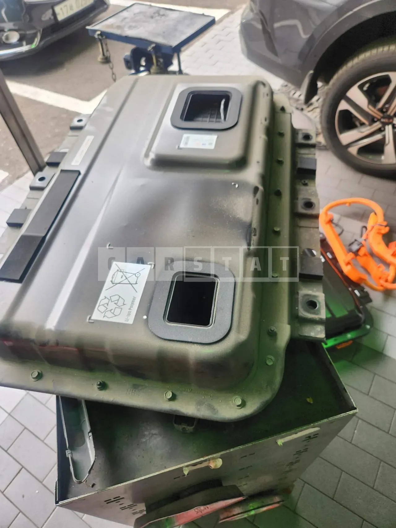 Photo 2 of 5: 2022 Kia Battery Sorento Hybrid Battery Single Item, VIN KNARL81GDNA127627 — Korean insurance auction