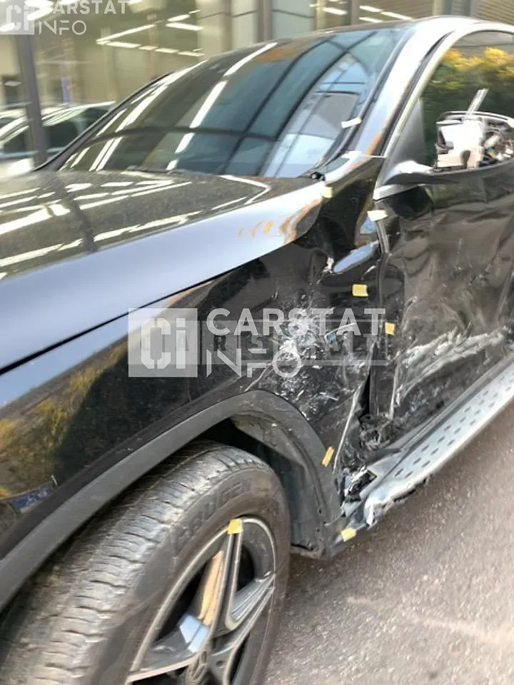 Photo 2 of 56: 2020 Mercedes-Benz GLC300 e 4Matic Coupe — Korean insurance auction
