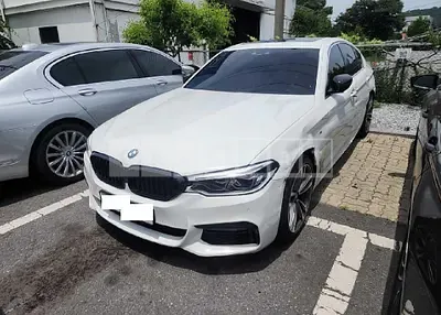 Photo 1 of 18: 2018 BMW 520d — Korean insurance auction