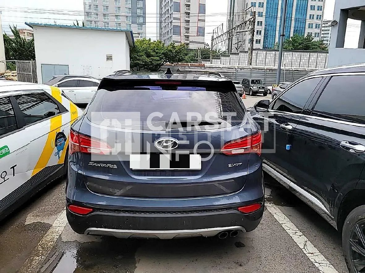 Photo 2 of 10: 2014 Hyundai Calm Santa Fe 2.0 — Korean insurance auction
