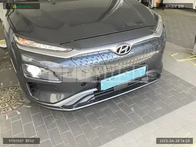 Photo 1 of 17: 2019 Hyundai Kona Electric, VIN KMHK381GFKU032810 — Korean insurance auction
