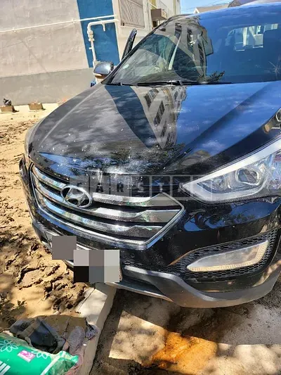Photo 1 of 9: 2014 Hyundai Calm Santa Fe 2.2 — Korean insurance auction