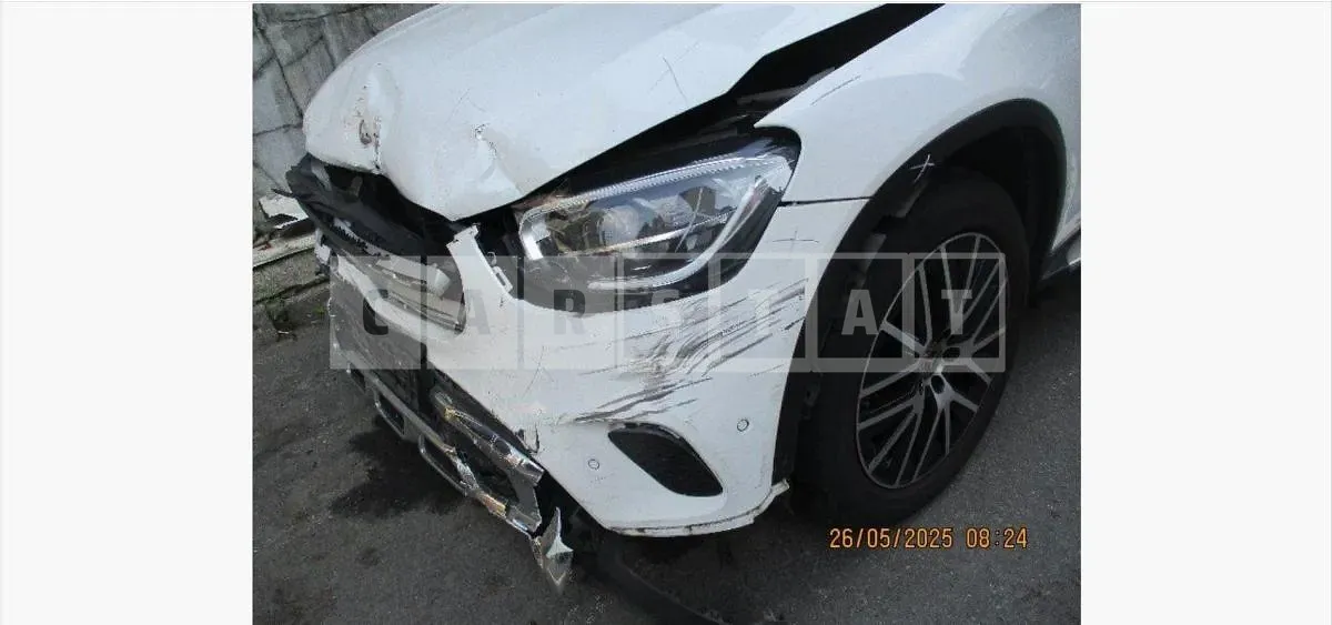 Photo 2 of 13: 2021 Mercedes-Benz GLC 300e 4Matic — Korean insurance auction