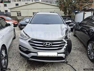 Photo 1 of 10: 2015 Hyundai Santa Fe, VIN KMHSW81UBGU594461 — Korean insurance auction