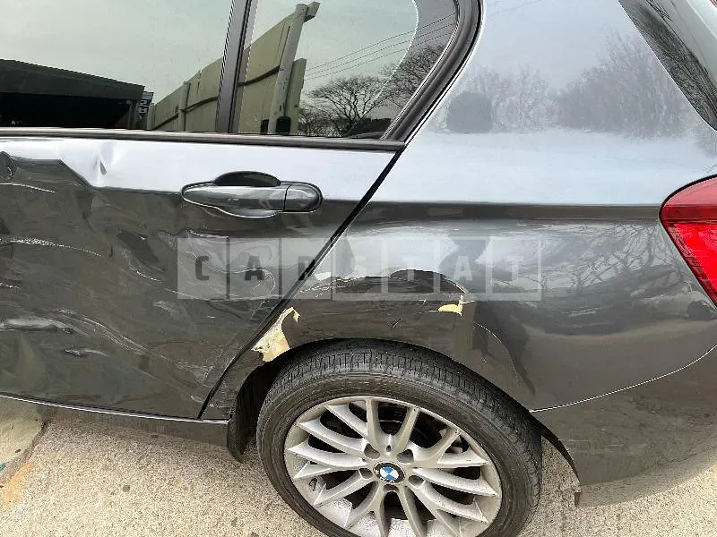 Photo 2 of 3: 2015 BMW 118d — Korean insurance auction