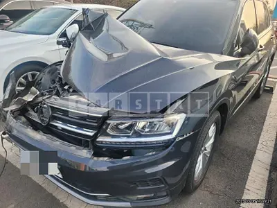 Photo 1 of 9: 2020 Volkswagen Tiguan 2.0 TDI, VIN WVGZZZ5NZLW906868 — Korean insurance auction