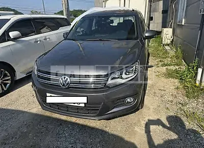 Photo 1 of 13: 2015 Volkswagen Tiguan 2.0 TDI Blue Motion — Korean insurance auction