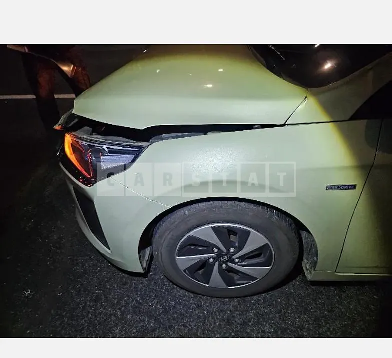 Photo 2 of 5: 2016 Hyundai IONIQ Hybrid — Korean insurance auction