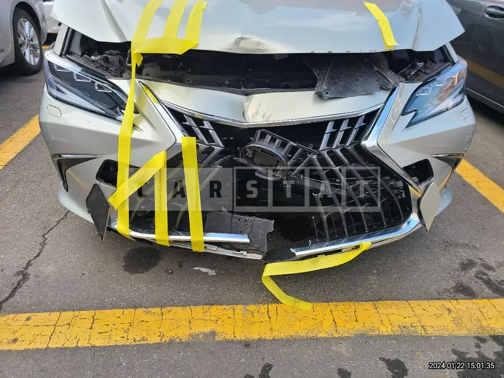 Photo 2 of 50: 2023 Lexus ES300h, VIN JTHBA1C13P2015315 — Korean insurance auction