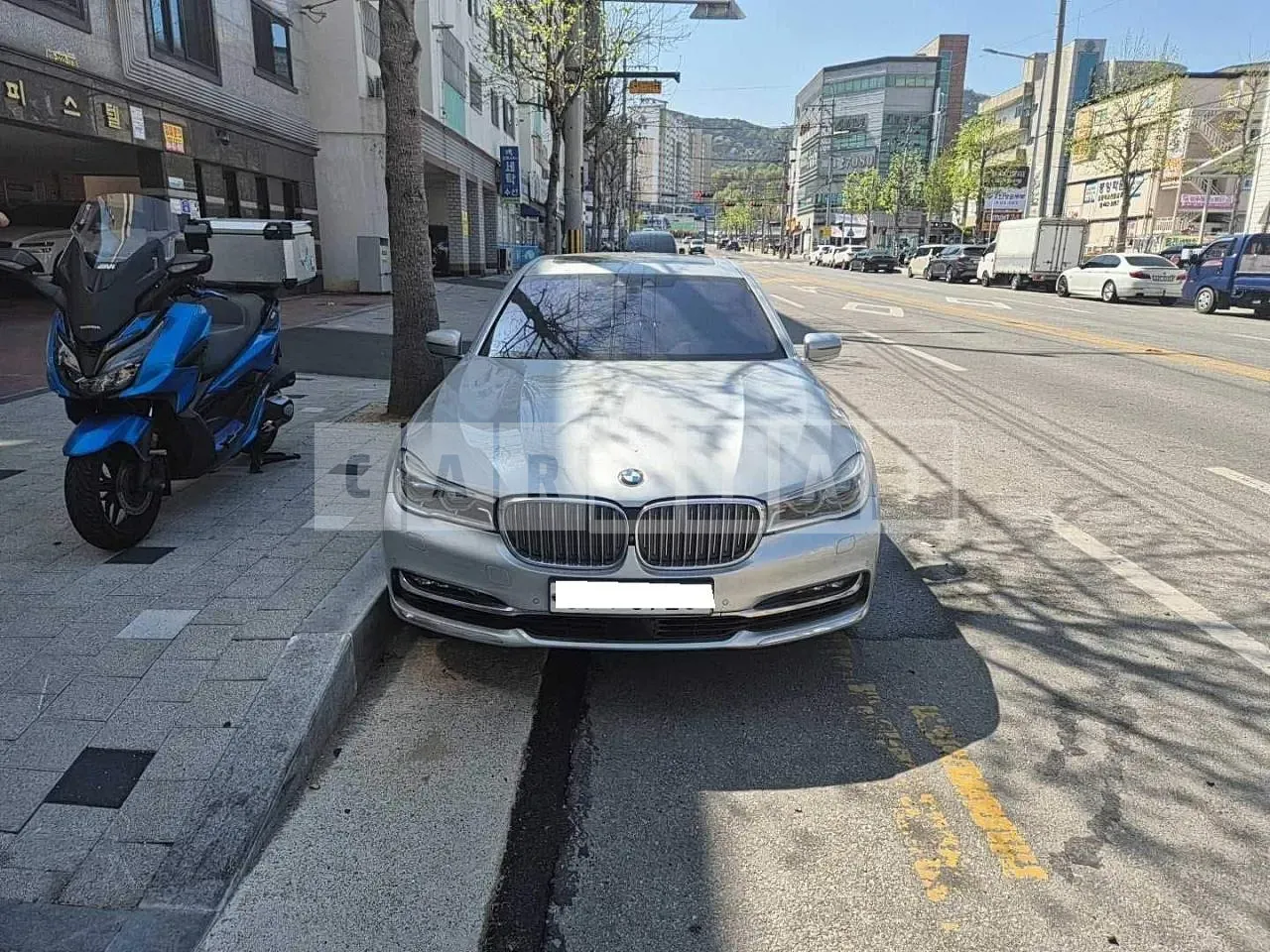 Photo 2 of 27: 2016 BMW 750Li xDrive, VIN WBA7F2109GG523961 — Korean insurance auction