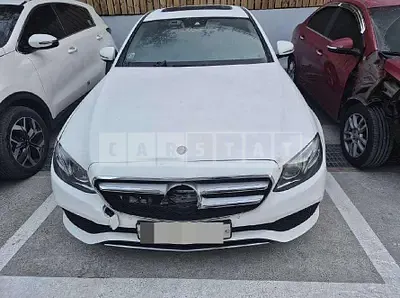 Photo 1 of 39: 2016 Mercedes-Benz E220 d — Korean insurance auction