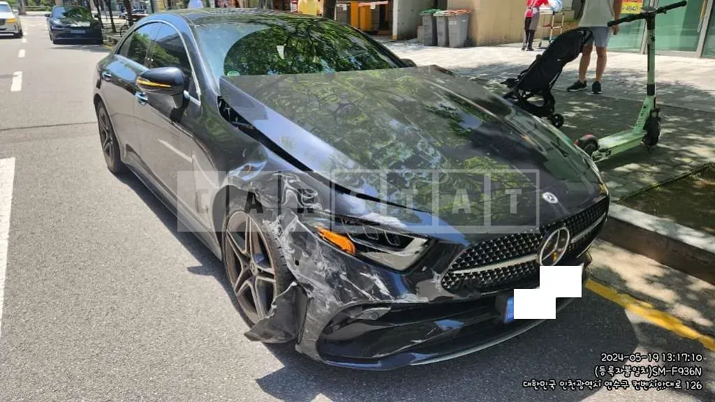 Photo 2 of 35: 2022 Mercedes-Benz CLS300d — Korean insurance auction