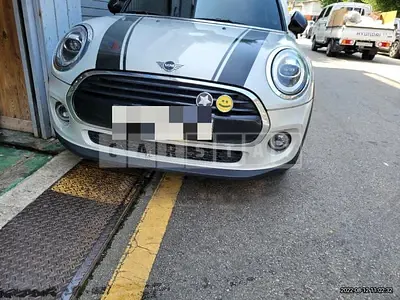Photo 1 of 37: 2020 MINI Bokni Cooper Five-Door — Korean insurance auction