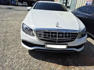 2018 Mercedes-Benz E300 4MATIC
