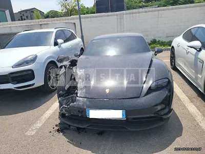 Photo 1 of 100: 2022 Porsche Tycan 4S, VIN WP0AB2Y19NSA45590 — Korean insurance auction