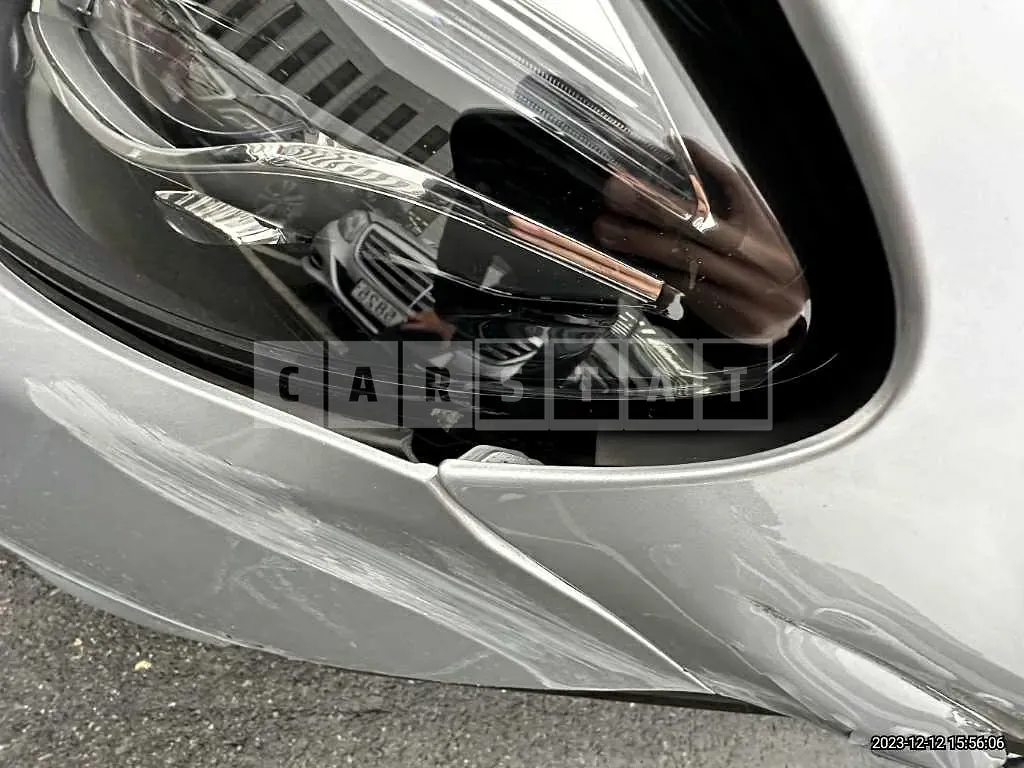 Photo 2 of 35: 2017 Mercedes-Benz E220d 4Matic, VIN WDDZF0FB5HA254684 — Korean insurance auction