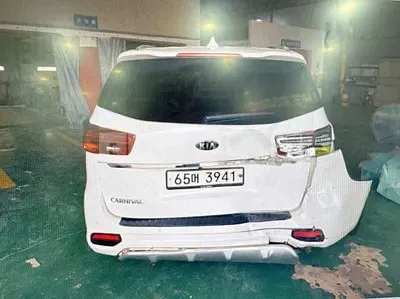Photo 1 of 8: 2019 Kia Carnival — Korean insurance auction