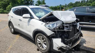 Photo 1 of 6: 2015 Hyundai Santa Fe, VIN KMHSW81XBGU592946 — Korean insurance auction