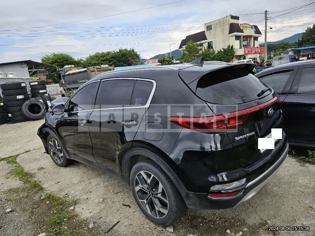 Photo 2 of 7: 2020 Kia Sportage — Korean insurance auction
