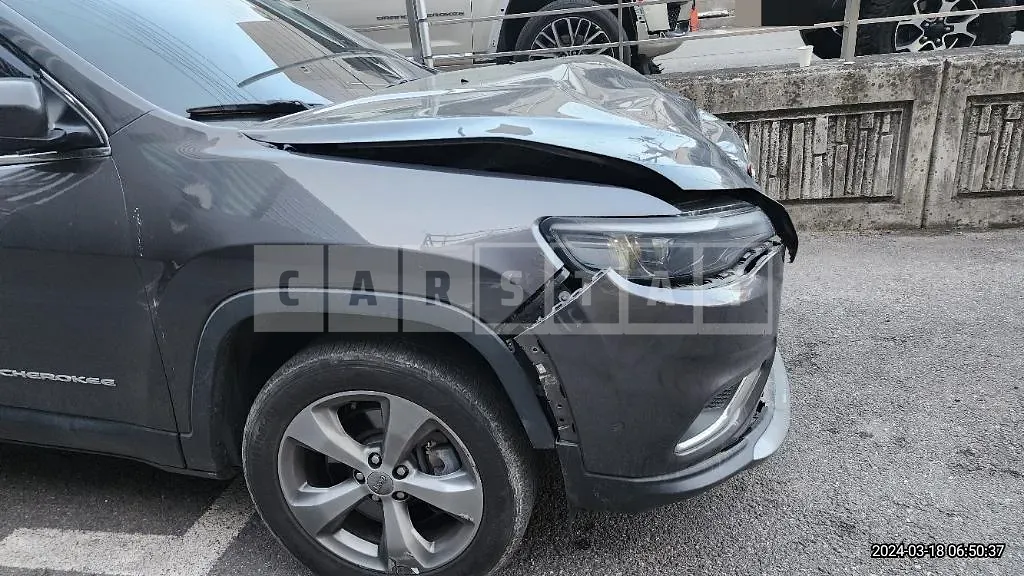 Photo 2 of 20: 2020 Jeep Zip Cherokee 2.4 AWD, VIN 1C4PJMDB0LD508030 — Korean insurance auction