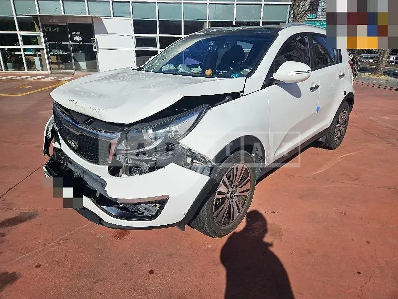 Photo 2 of 11: 2014 Kia Sportage R — Korean insurance auction