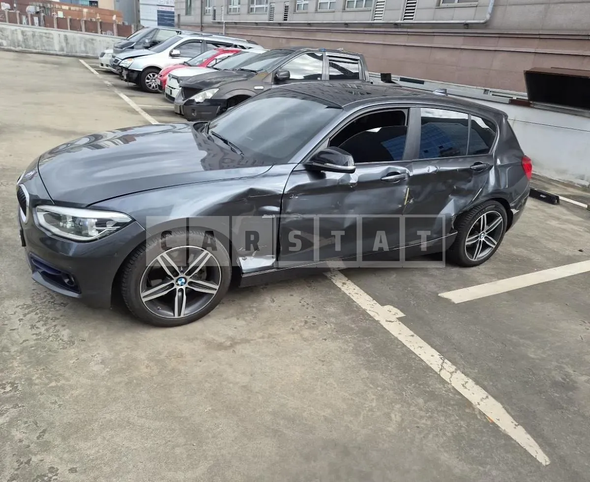 Photo 2 of 8: 2017 BMW 118d — Korean insurance auction