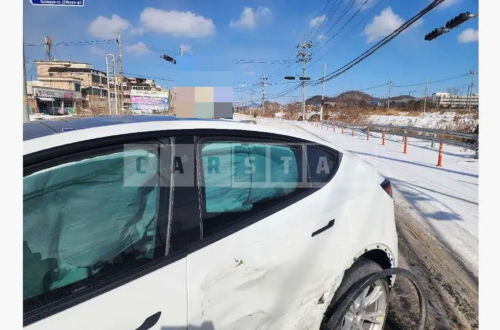 Photo 2 of 14: 2023 Tesla Model Y RWD — Korean insurance auction