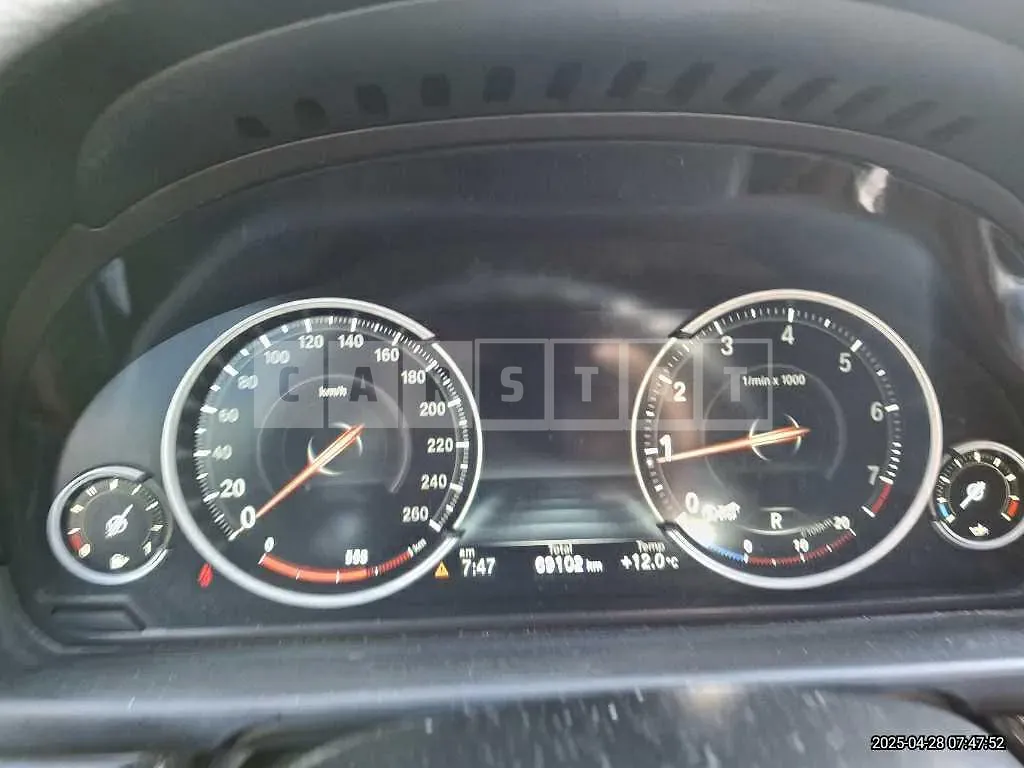Photo 2 of 24: 2019 BMW 528i — Korean insurance auction