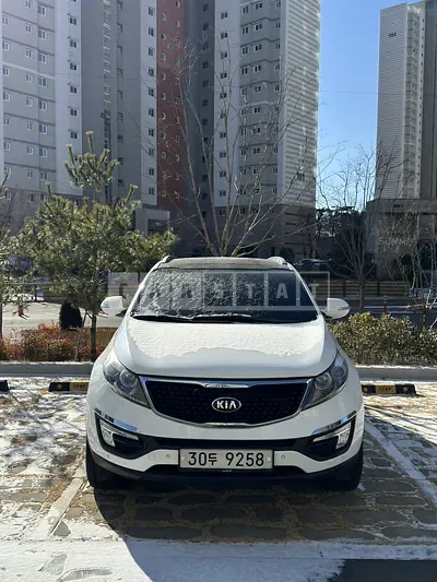 Photo 1 of 11: 2015 Kia Sportage R 2.0 — Korean insurance auction