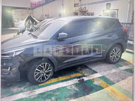 Photo 2 of 6: 2019 Hyundai Tucson, VIN KMHJ381ABKU046454 — Korean insurance auction