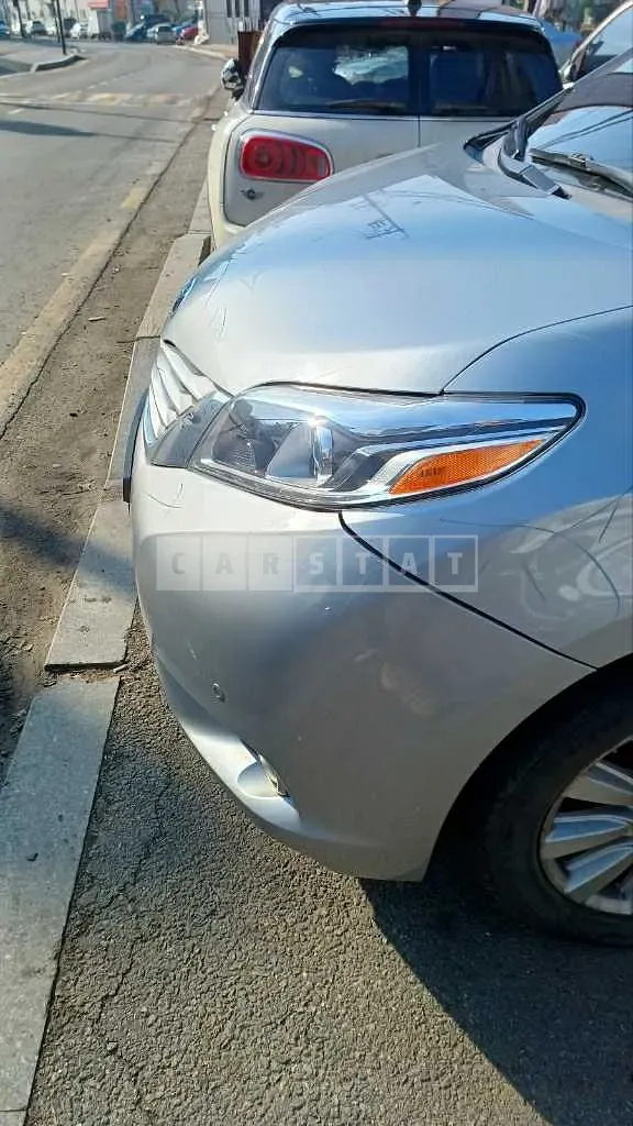 Photo 2 of 16: 2017 Toyota Sienna 2WD, VIN 5TDYZ3DC4HS854979 — Korean insurance auction