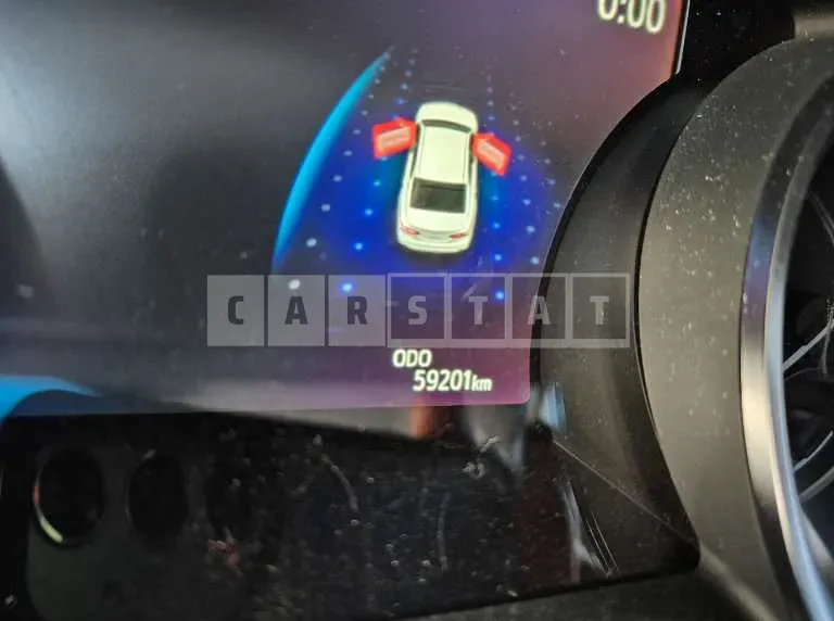 Photo 2 of 11: 2018 Toyota Camry — Korean insurance auction