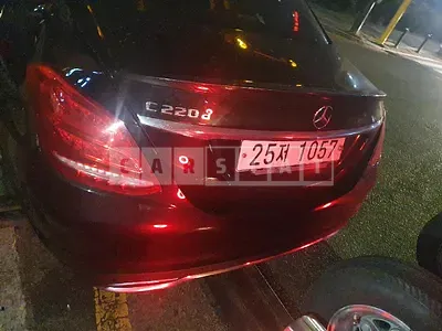 Photo 1 of 7: 2018 Mercedes-Benz C 220d, VIN WDDWF0EB6JR324124 — Korean insurance auction