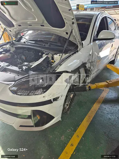 Photo 1 of 17: 2023 Hyundai IONIQ 6, VIN KMHM241AFPA041607 — Korean insurance auction