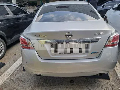 Photo 1 of 12: 2016 Nissan Altima 2.5 — Korean insurance auction
