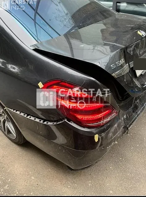 Photo 2 of 5: 2018 Mercedes-Benz S560 4Matic, VIN WDDUG8GB4JA347853 — Korean insurance auction