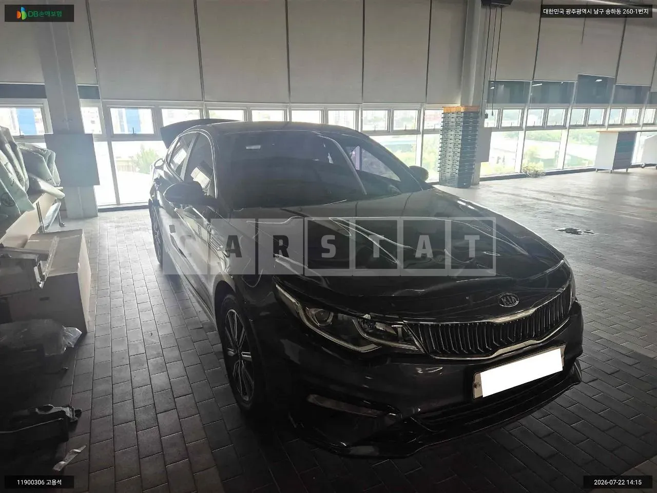 Photo 2 of 13: 2019 Kia K5, VIN KNAGT411BLA393030 — Korean insurance auction