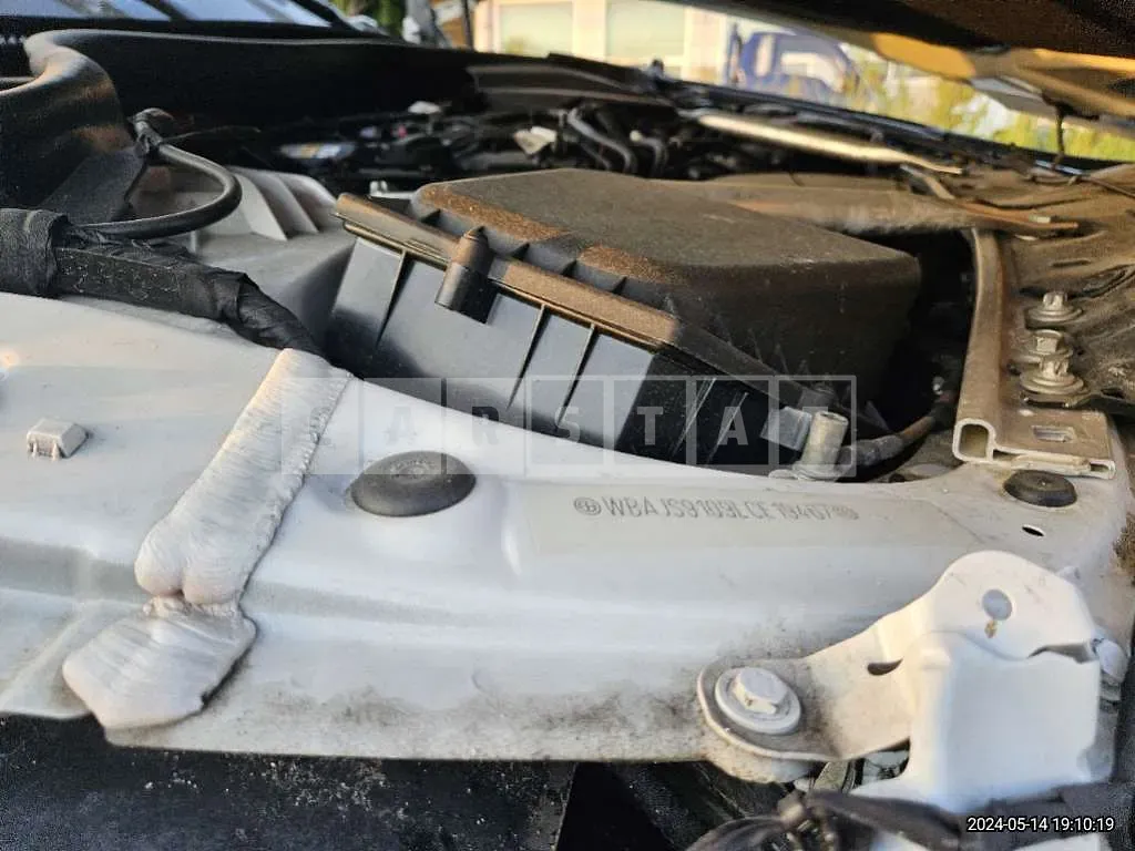 Photo 2 of 50: 2020 BMW 530e iPerformance M Sport Package, VIN WBAJS9109LCE19467 — Korean insurance auction