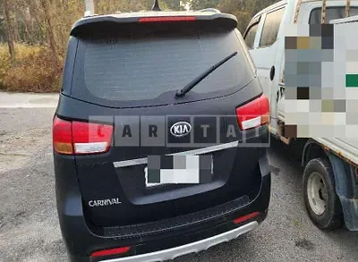 Photo 1 of 14: 2016 Kia Carnivals — Korean insurance auction