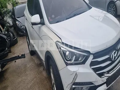 Photo 1 of 4: 2016 Hyundai Santa Fe, VIN KMHSW81UBGU621320 — Korean insurance auction