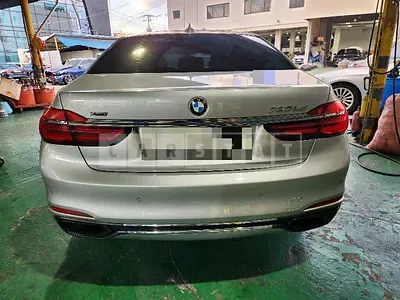 Photo 1 of 32: 2015 BMW 730Ld xDrive — Korean insurance auction