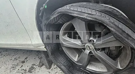 Photo 2 of 10: 2018 Volvo V40 D3, VIN YV1MV79K0J2463670 — Korean insurance auction