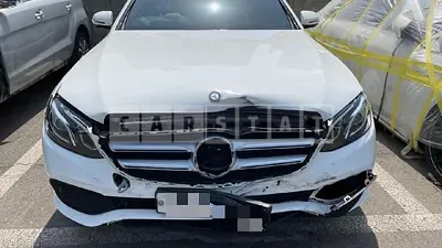 Photo 1 of 30: 2017 Mercedes-Benz E200, VIN WDDZF4CBXHA114853 — Korean insurance auction