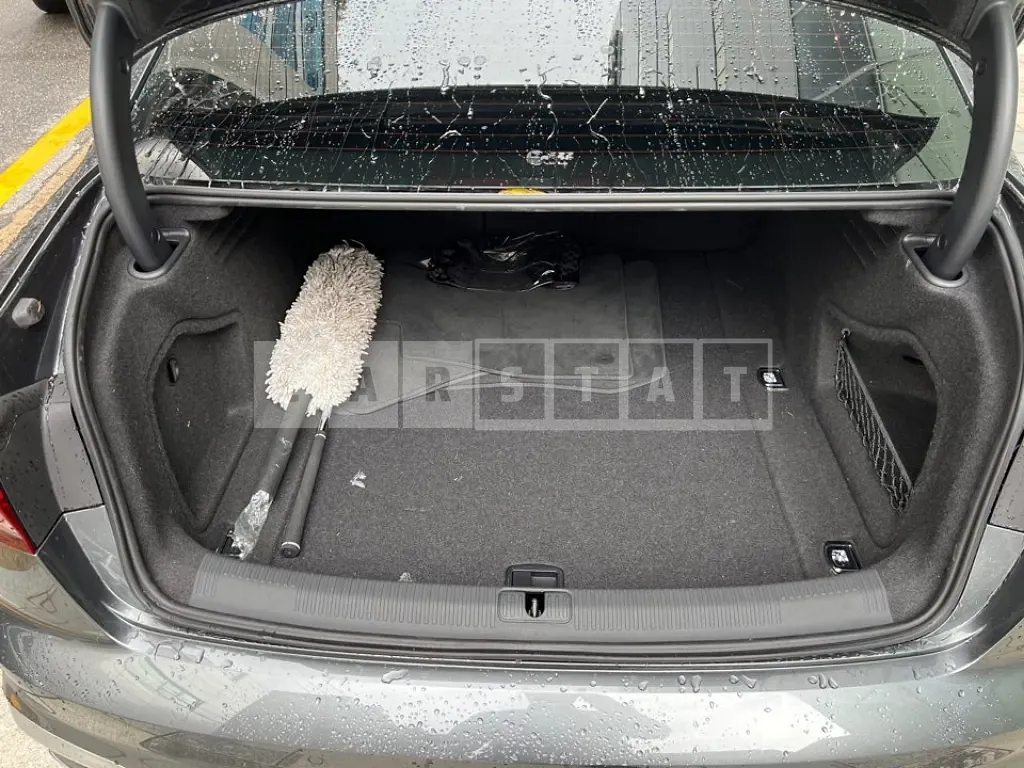 Photo 2 of 19: 2021 Audi A4 40 TFSI, VIN WAUZZZF4XMA017364 — Korean insurance auction