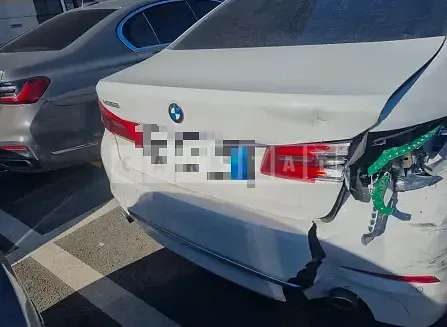 Photo 2 of 9: 2018 BMW 520d, VIN WBAJC3109JG994522 — Korean insurance auction