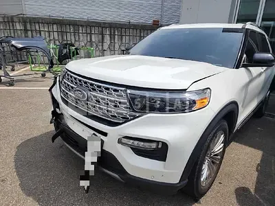 Photo 1 of 41: 2020 Ford Explorer 2.3 — Korean insurance auction