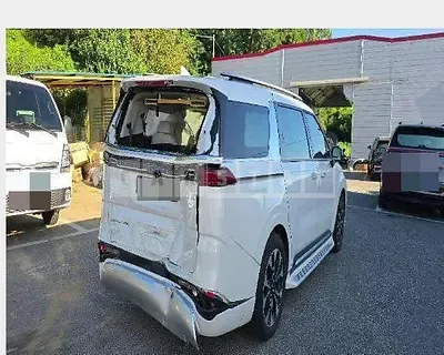Photo 1 of 54: 2021 Kia Carnivals — Korean insurance auction
