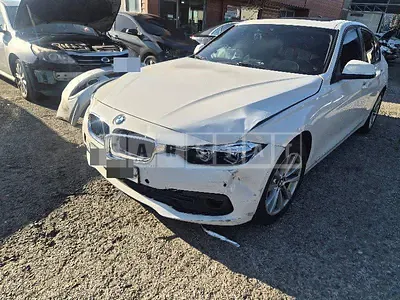 Photo 1 of 13: 2018 BMW 320d WLTP — Korean insurance auction