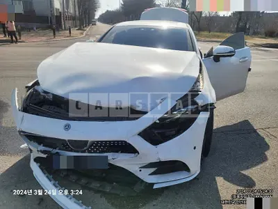 Photo 1 of 7: 2019 Mercedes-Benz CLS 300d, VIN WDD2J1JB3KA033847 — Korean insurance auction
