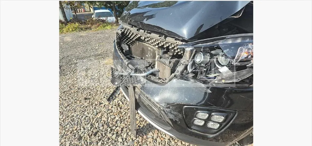 Photo 2 of 27: 2016 Kia Sorento 4WD — Korean insurance auction